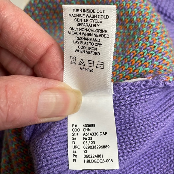 LOGO x Smiley World sweater NWOT - Picture 6 of 10